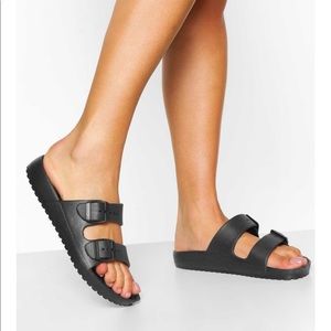 Boohoo double buckle sandals